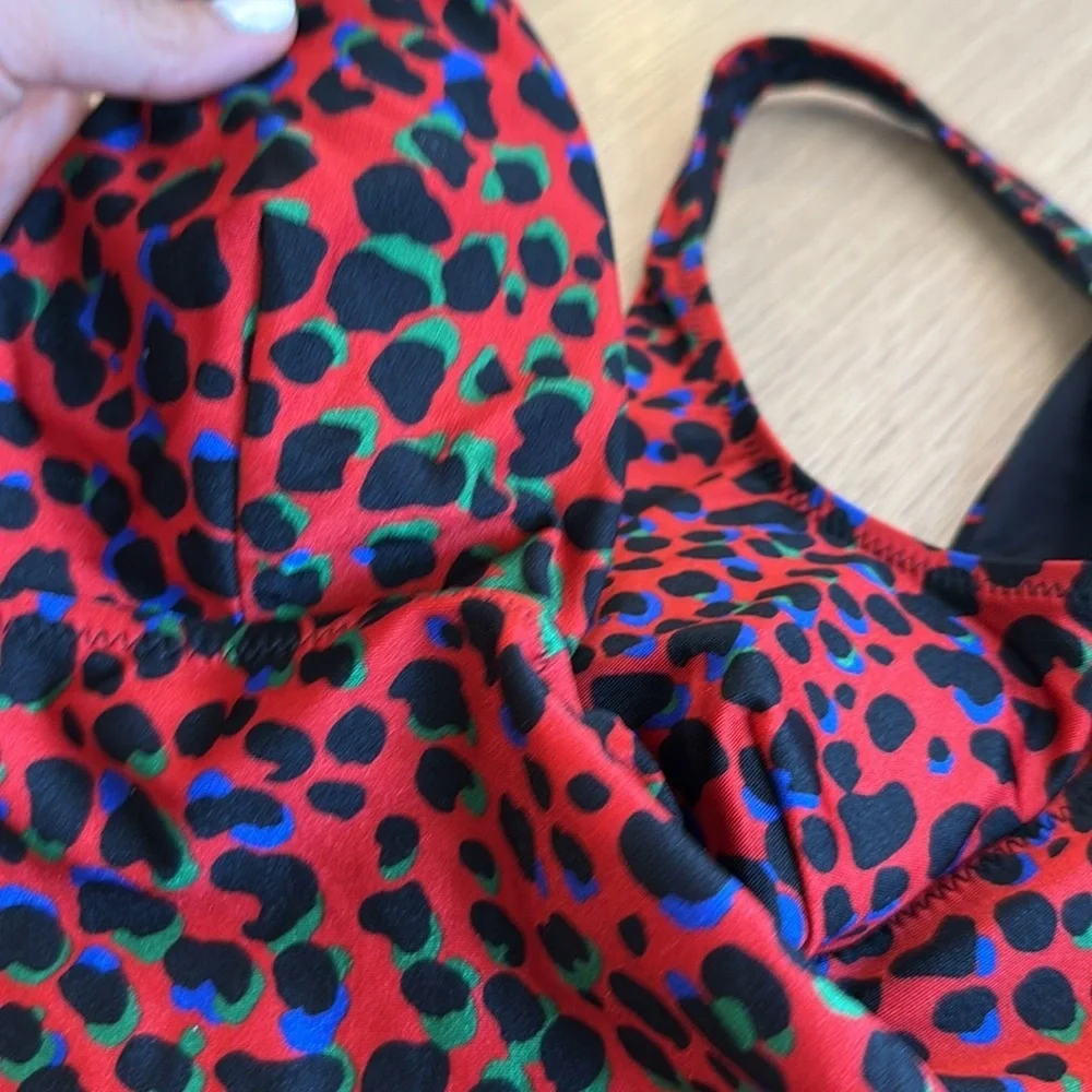 Maa Boo Red Animal Print Dome One Piece Tummy Control Swimsuit Size Small x1270